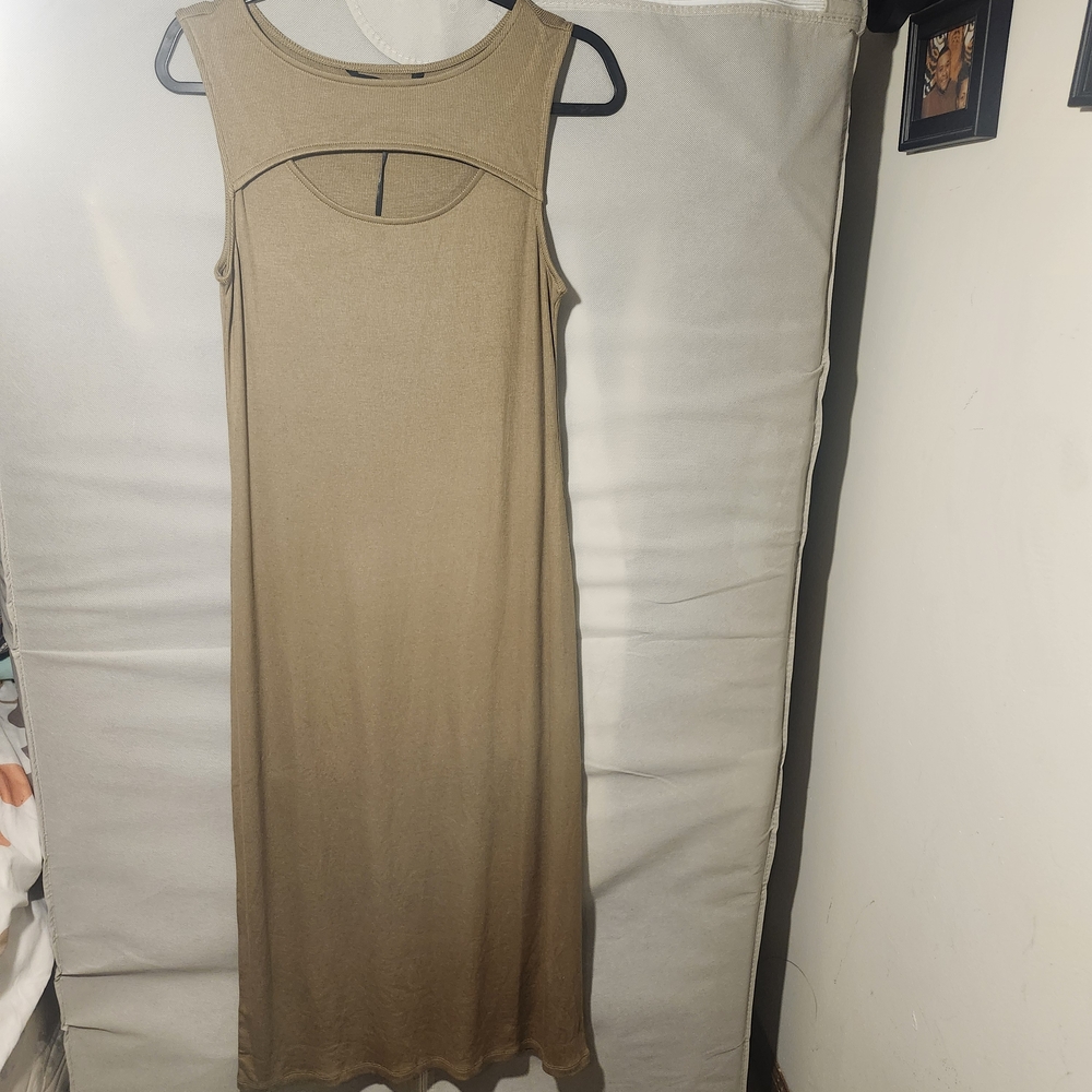 41 Hawthorn Sleeveless Maxi Dress in Tan